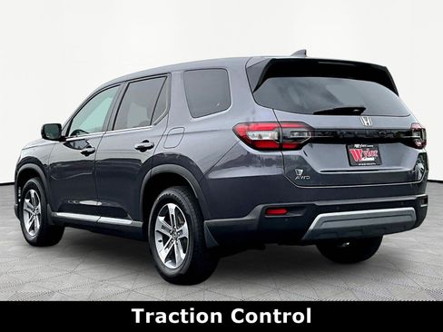 Used 2025 Honda Pilot EX-L image 4