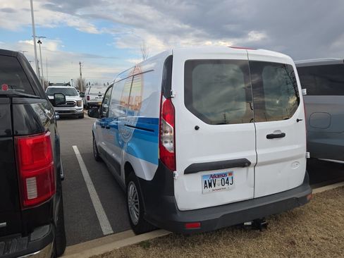 Used 2016 Ford Transit Connect XL image 2