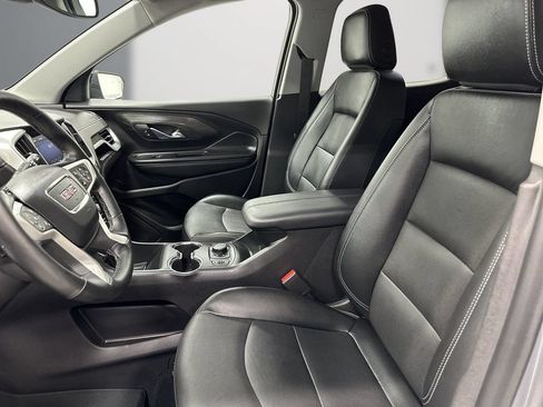 Used 2024 GMC Terrain SLT w/ Elevation Edition FWD image 14