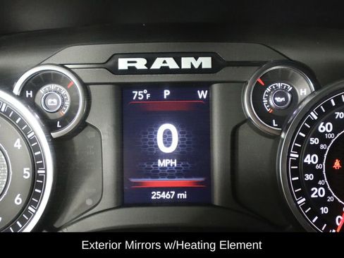 Used 2022 RAM 1500 Big Horn AWD/4WD image 37