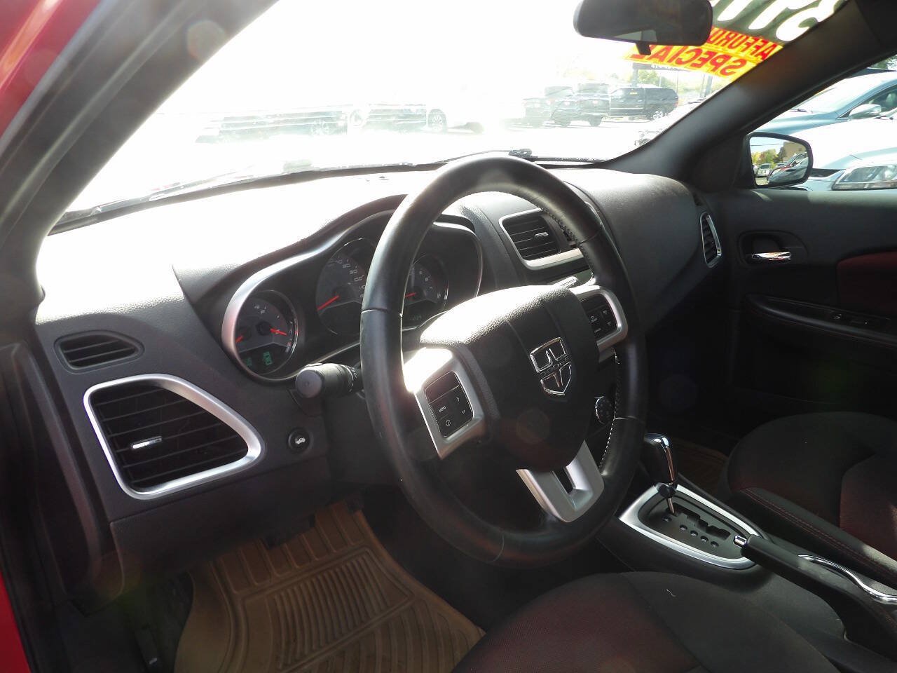 Used 2011 Dodge Avenger Heat FWD image 6