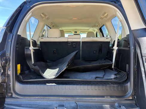Used 2021 Lexus GX 460 Premium w/ Premium Package AWD/4WD image 33