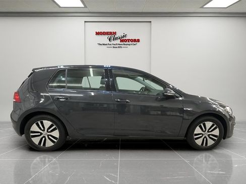 Used 2019 Volkswagen e-Golf SE w/ Driver Assistance Package image 8