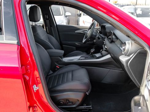 Used 2024 Alfa Romeo Tonale Ti image 41