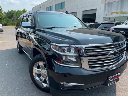Used 2015 Chevrolet Suburban LTZ AWD/4WD image 57