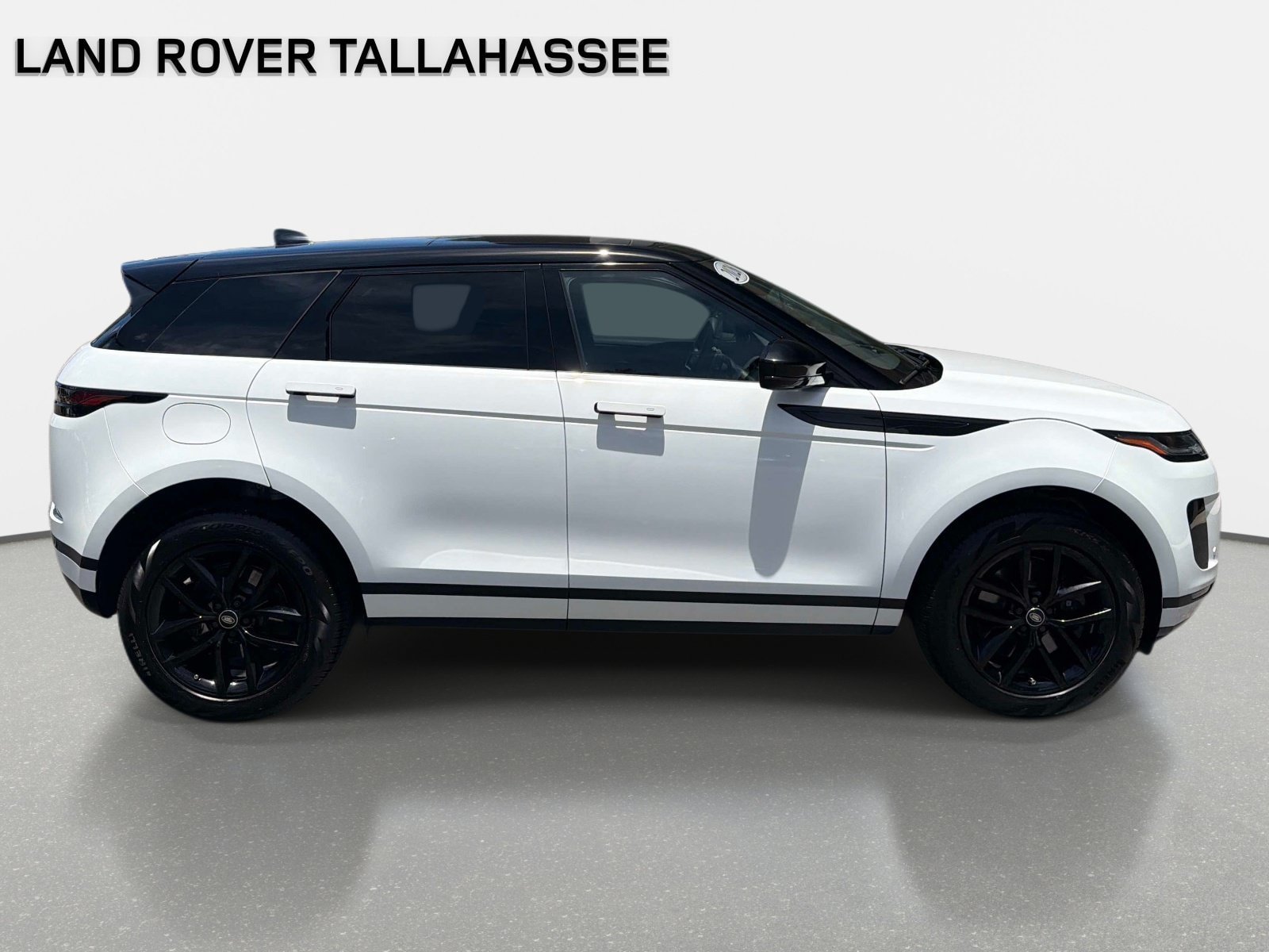 Used 2026 Land Rover Range Rover Evoque S AWD/4WD image 4