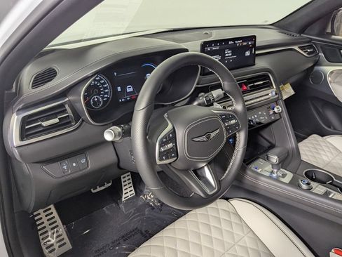 Used 2025 Genesis G70 3.3T Advanced w/ Sport Prestige Package AWD/4WD image 13