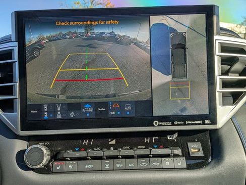 Used 2022 Toyota Tundra Platinum w/ Advanced Package image 13