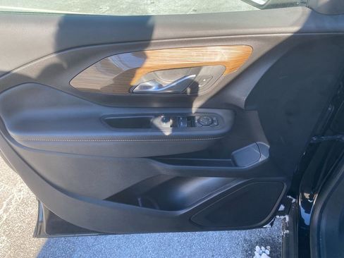 Used 2019 GMC Terrain SLE image 11