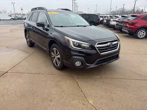 Used 2018 Subaru Outback 2.5i Limited image 7