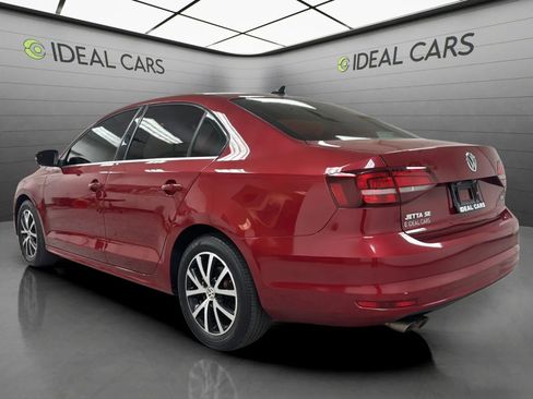 Used 2017 Volkswagen Jetta SE FWD image 3