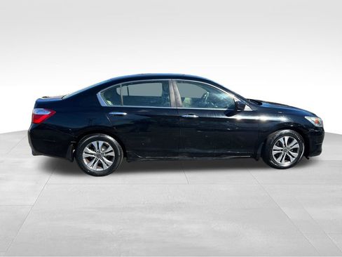 Used 2015 Honda Accord LX image 9