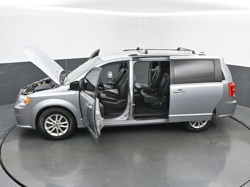 Used 2018 Dodge Grand Caravan SXT FWD image 61