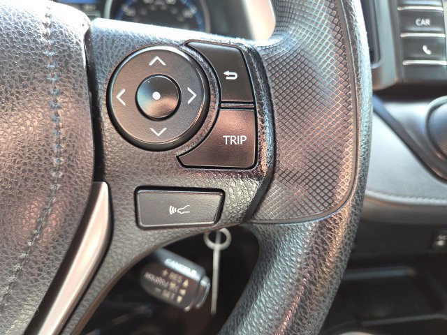 Used 2017 Toyota RAV4 LE w/ Carpet Mat Package FWD image 33