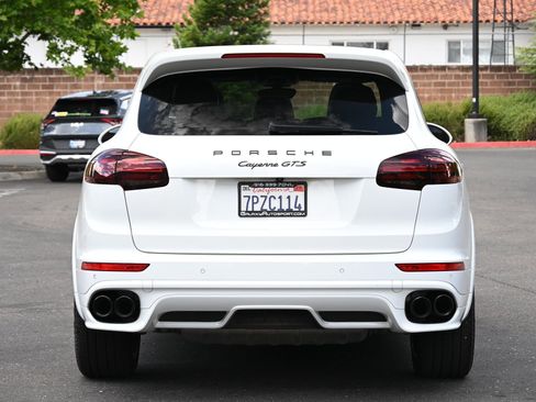 Used 2016 Porsche Cayenne GTS AWD/4WD image 6