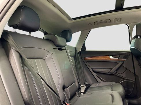 Used 2025 Audi Q5 2.0T Premium Plus w/ Premium Plus Package image 15