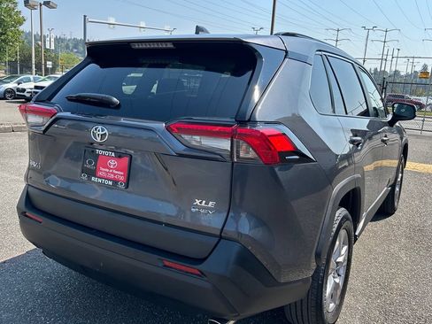 Certified 2025 Toyota RAV4 XLE w/ Convenience Package AWD/4WD image 5
