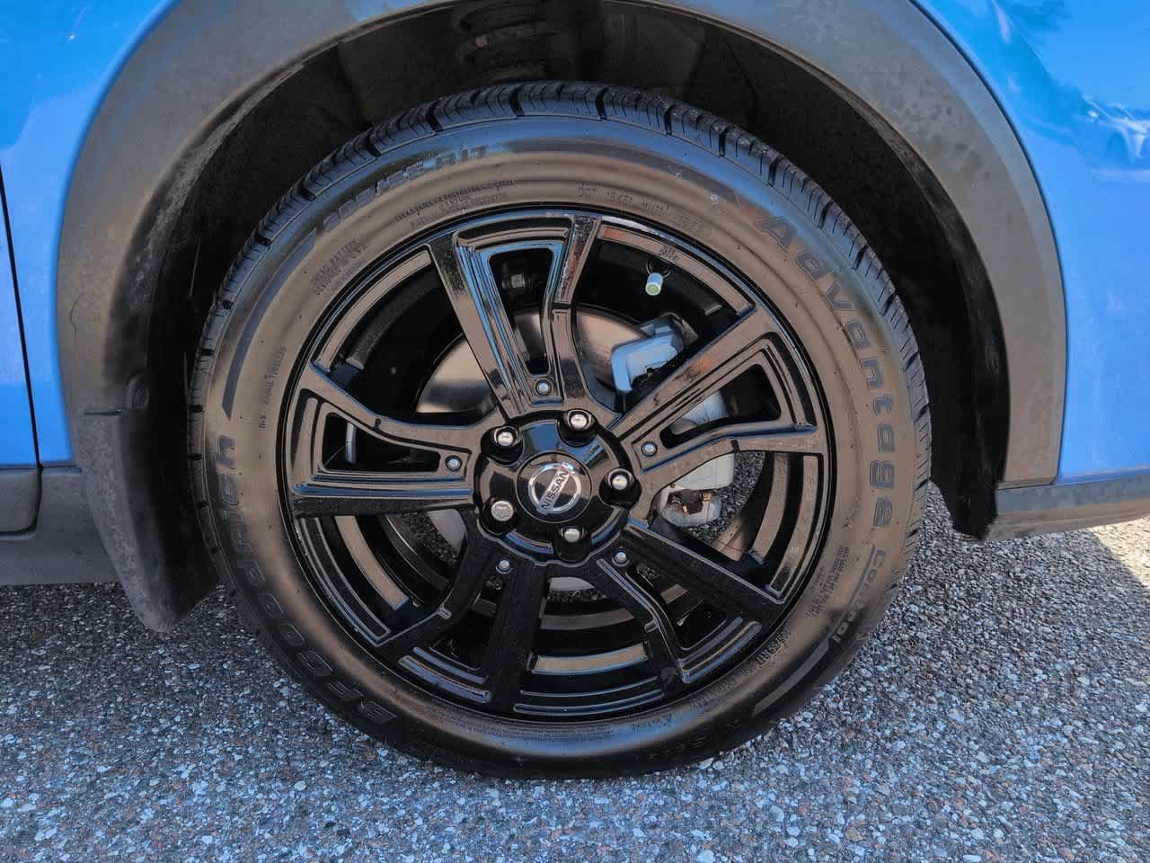 Used 2021 Nissan Kicks SR w/ SR Premium Package FWD image 11