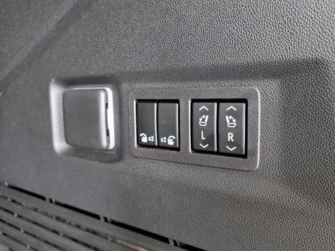 Used 2024 Chevrolet Tahoe RST w/ Luxury Package RWD image 35