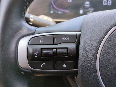 Used 2025 Kia Sportage EX w/ Premium Package FWD image 26