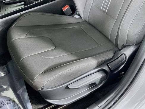 Certified 2025 Hyundai Elantra Sport FWD image 19