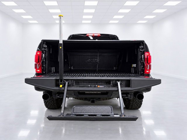 Used 2020 Ford F150 Raptor w/ Equipment Group 802A Luxury AWD/4WD image 17