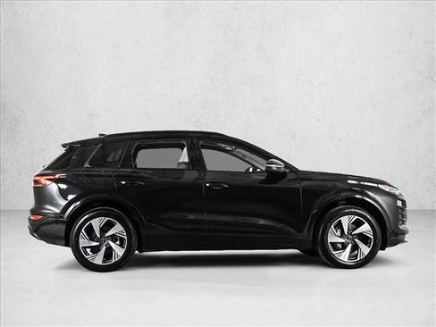 Certified 2025 Audi Q6 e-tron Premium Plus w/ Premium Plus AWD/4WD image 4