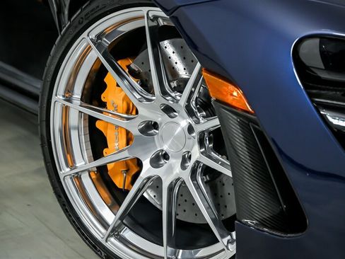 Used 2020 McLaren 720S Spider RWD image 4