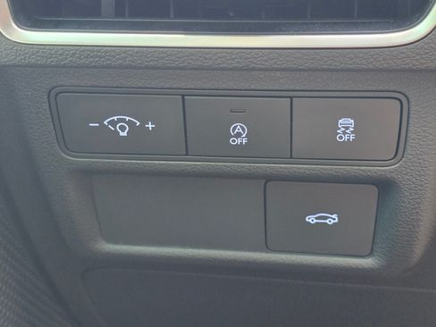 Used 2025 Hyundai Sonata SE FWD image 22