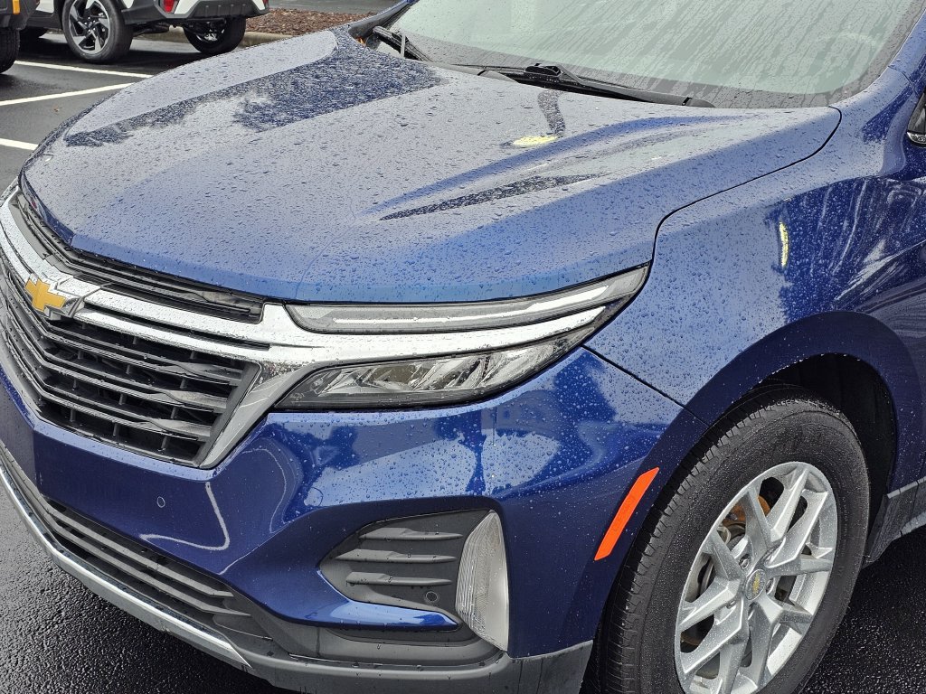 Used 2022 Chevrolet Equinox LT w/ Driver Convenience Package FWD image 6