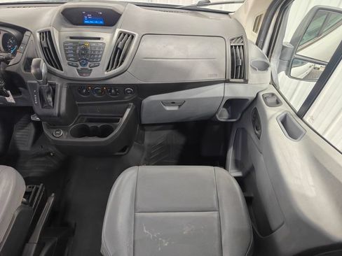 Used 2018 Ford Transit 250 130 Medium Roof RWD image 29