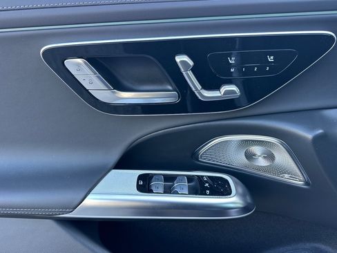 New 2026 Mercedes-Benz E 53 AMG e 4MATIC Sedan image 13