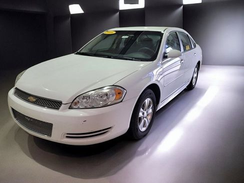 Used 2016 Chevrolet Impala Limited LS image 10