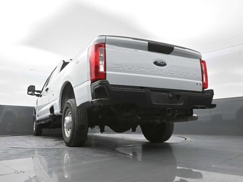 Used 2023 Ford F350 XL w/ Snow Plow Prep Package image 39