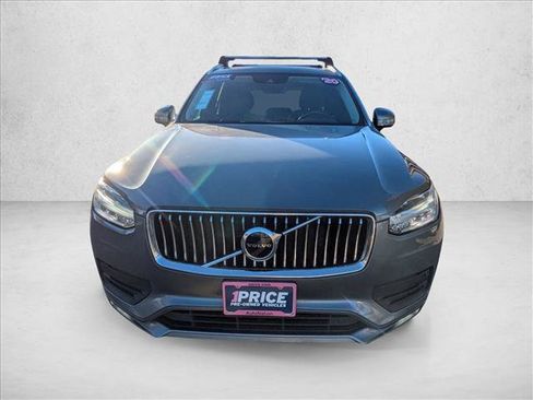 Used 2020 Volvo XC90 T6 Momentum w/ Protection Package image 2