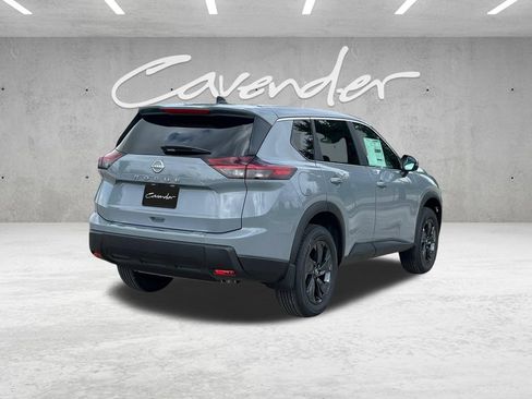 New 2026 Nissan Rogue SV FWD image 17
