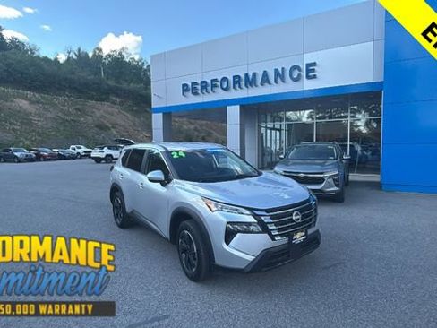 Used 2024 Nissan Rogue SV AWD/4WD image 1