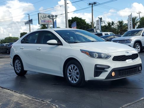 Used 2020 Kia Forte Sedan image 5