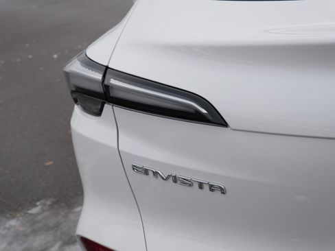 Used 2024 Buick Envista Avenir image 17