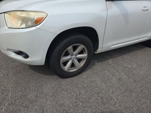 Used 2009 Toyota Highlander 2WD image 7