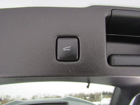 Used 2025 Ford Escape ST-Line Select AWD/4WD image 17