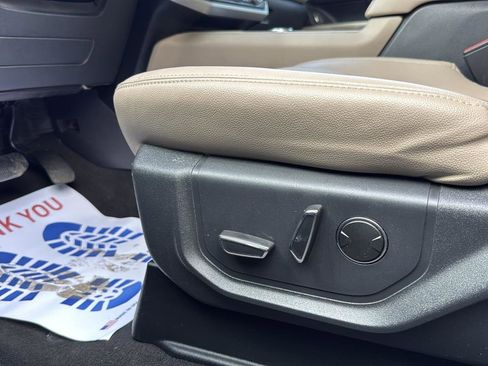 Used 2024 Ford Expedition Max Limited image 11