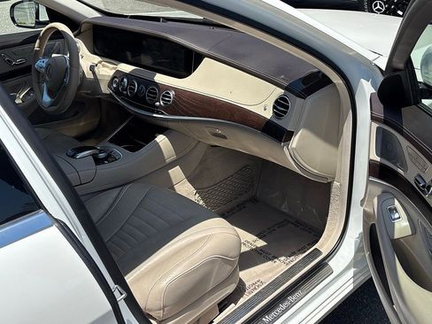 Used 2020 Mercedes-Benz S 560 Sedan image 28