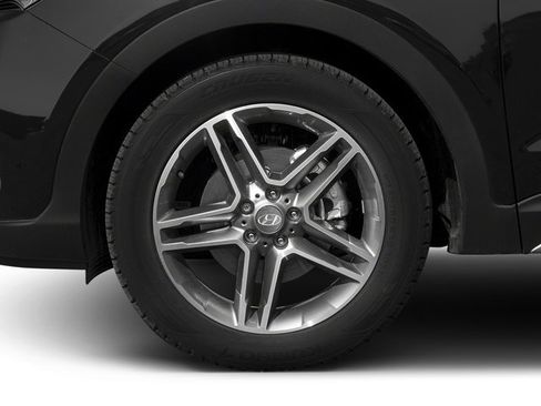 Used 2017 Hyundai Santa Fe FWD image 14