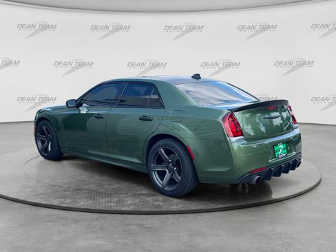 Used 2018 Chrysler 300 S w/ S Model Appearance Package RWD image 6