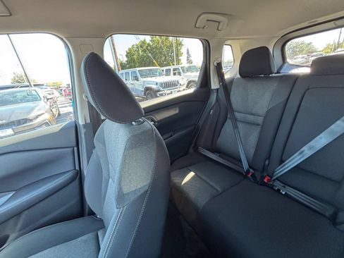 Used 2025 Nissan Rogue SV FWD image 41