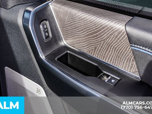 Used 2025 Ford F250 Platinum image 48