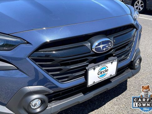 Used 2025 Subaru Outback Onyx Edition AWD/4WD image 31