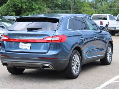 Used 2018 Lincoln MKX Select w/ Select Plus Package FWD image 8