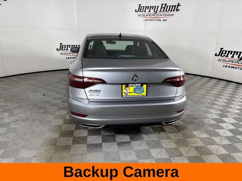 Used 2021 Volkswagen Jetta R-Line FWD image 8